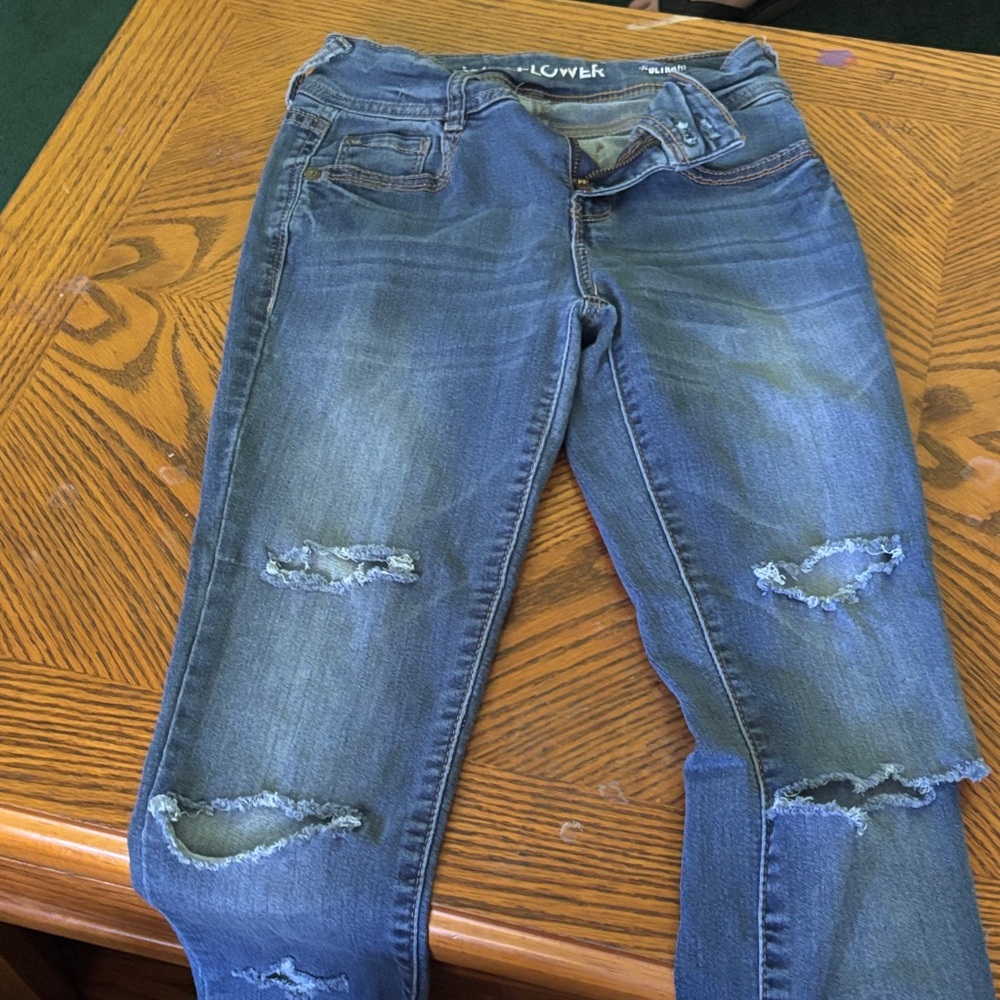 Wallflower Women's Distressed Blue Skinny Jeans